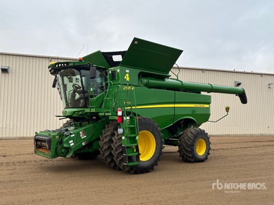 2018 John Deere S790 Mietitrebbia