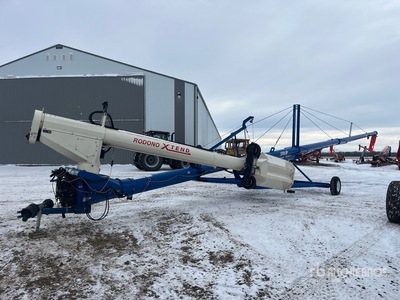 2013 Brandt 1390 HP 13 in x 90 ft Telescopic Swing Barrena de grano