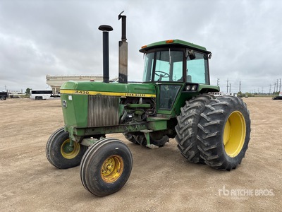 1976 John Deere 4430 2WD Tractor Agrícola