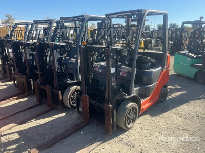 Toyota 8FGCU25 4350 lb Montacargas