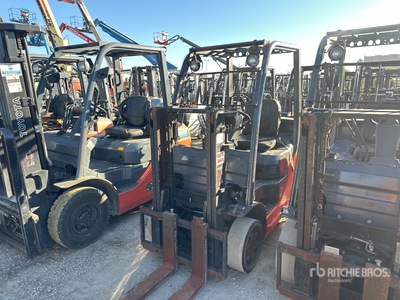 2007 Toyota 8FGCU25 4350 lb Cushion Tire Forklift