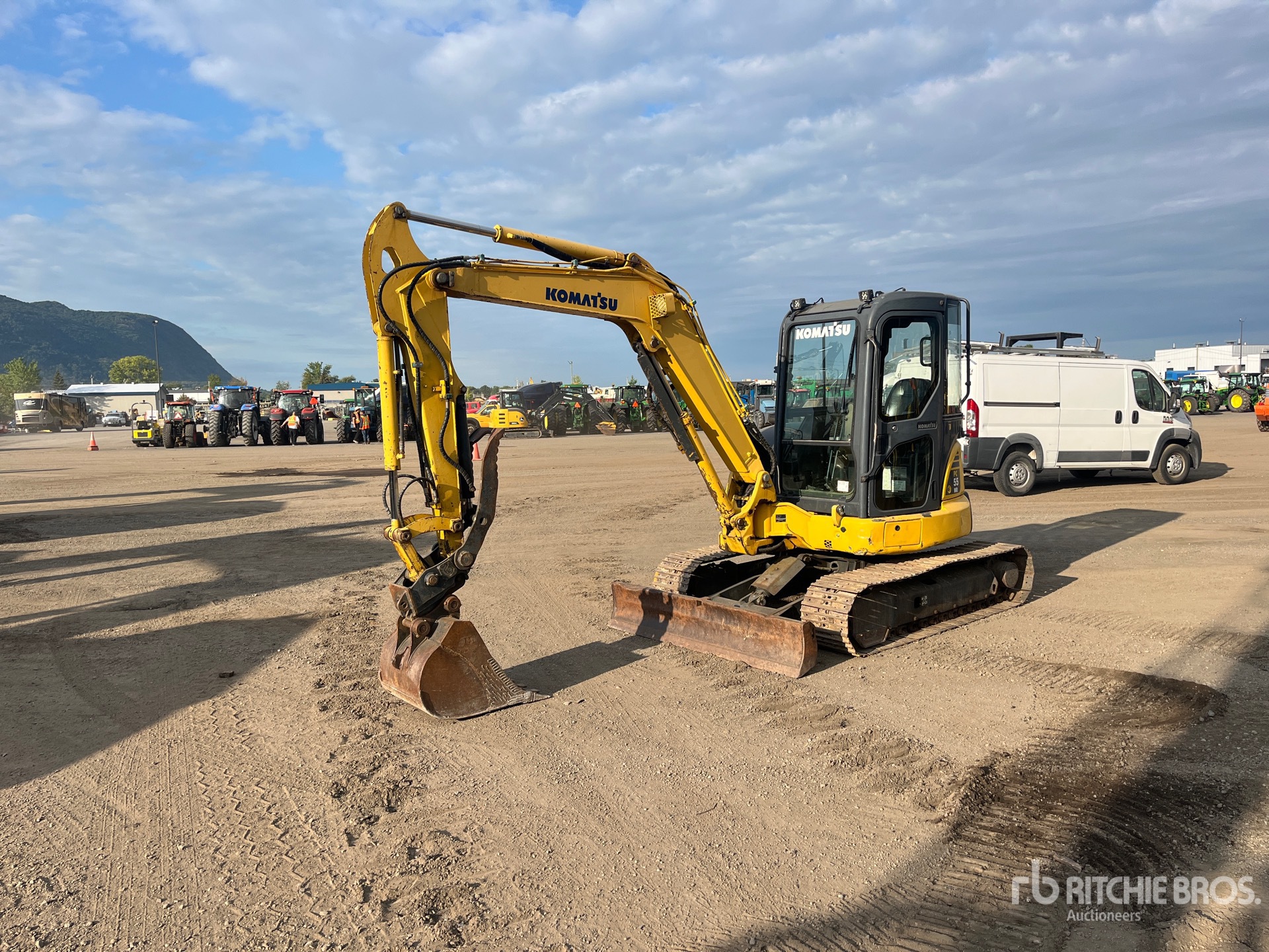 2010 Komatsu PC55MR-3 Mini Excavadora