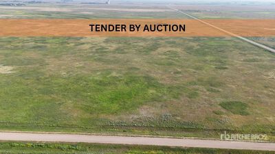 Carnduff, SK SW 29-2-32-W1 PID 2350320 159.88 +/- Acres on Title Farmland