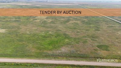 Carnduff, SK SW 29-2-32-W1 PID 2350320 159.88 +/- Acres on Title Farmland