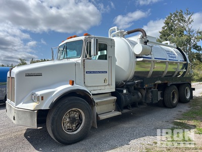 transway on 1990 Kenworth T450 splendor 6x4 Septic Autocarro cisterna aspirazione