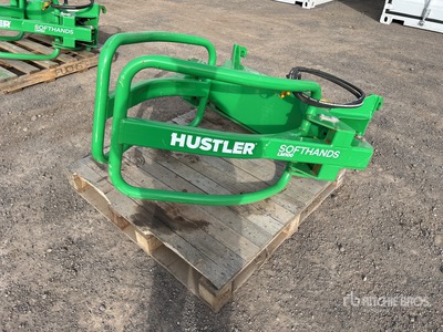 2022 Hustler Softhands LM100 Pinza para Balas (Unused)