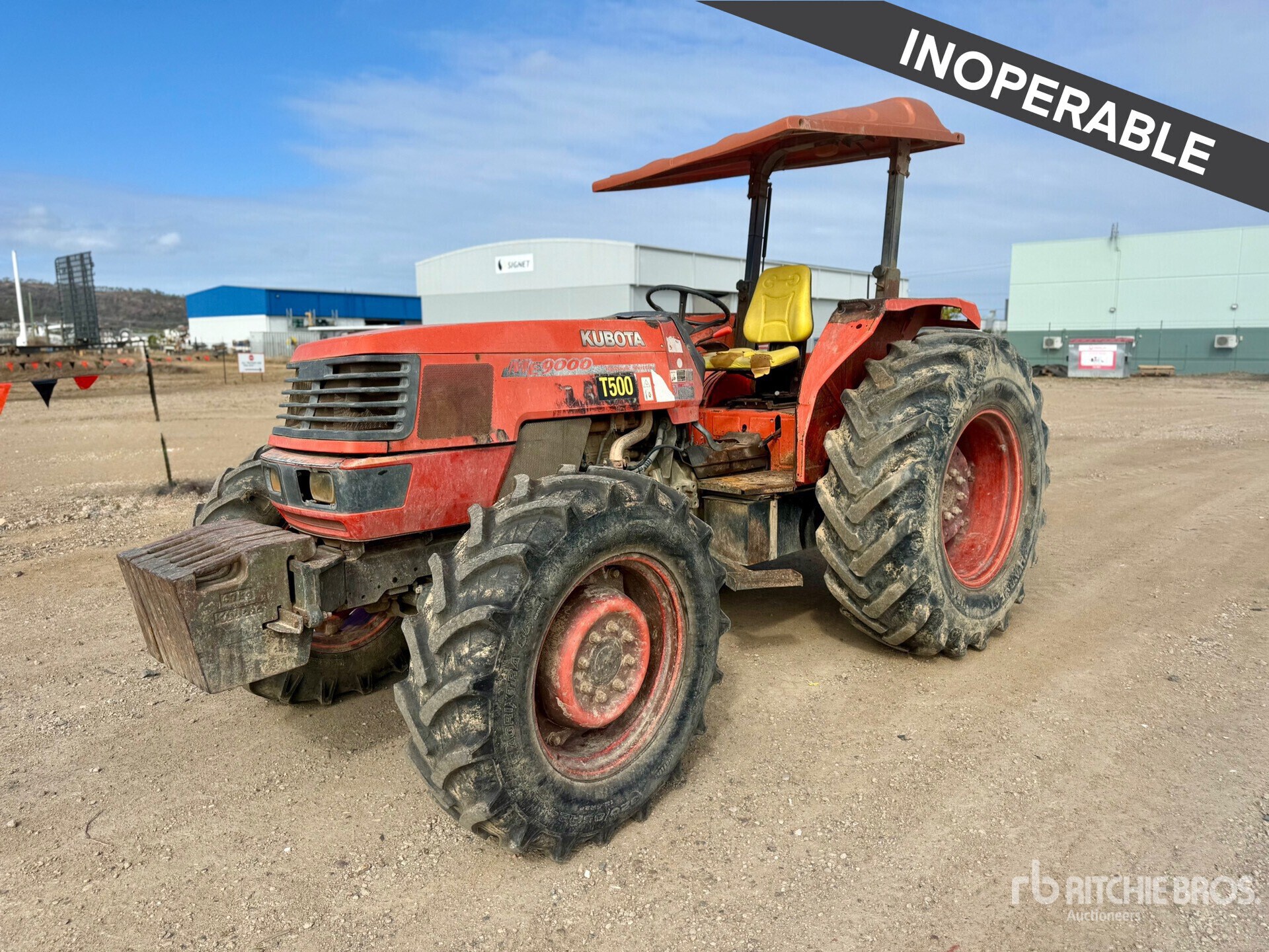 Kubota ME9000 トラクター (Inoperable)