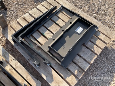 2025 GIYI GY-XHC Mini Skid Steer Forks (Unused)
