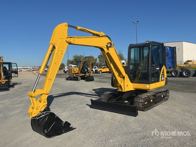 2020 Komatsu PC56-7 حفارة صغيرة
