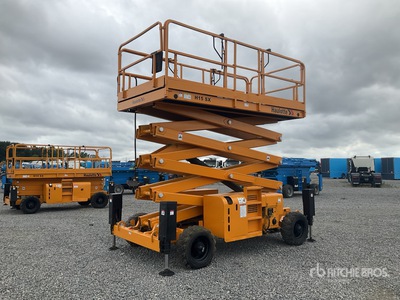 2008 Haulotte H15SX 4x4 Diesel Elevador de tijera