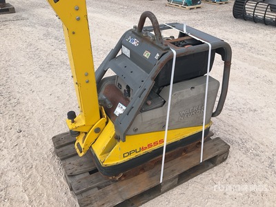2016 Wacker Neuson DPU6555 Vibratory Plate Compactor