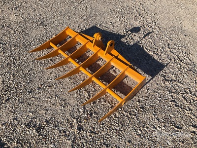 2025 GIYI 46 in Excavator Rake - Fits CAT 303 (Unused)