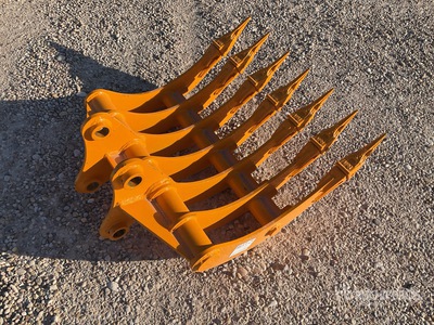 2025 GIYI Fit to cat 305 teeth Excavator Rake (Unused)