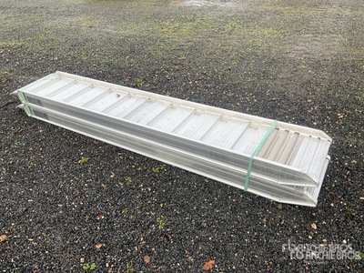 2025 C.L.M 148.30L Aluminium Loading Ramps (Unused)