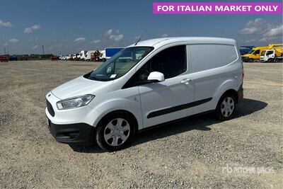 2018 Ford Transit Courier Kastenwägen