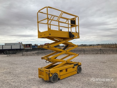 2008 Haulotte COMPACT8 Electric Scissor Lift