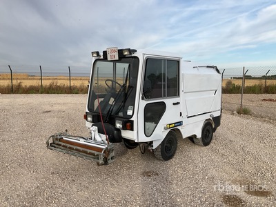 2007 Schmidt SW 2000-3 Camion barredora