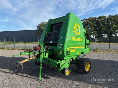 2012 John Deere 864P Ronde balenpers