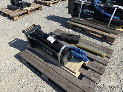 HEROE08 Hydraulic Breaker (Unused)