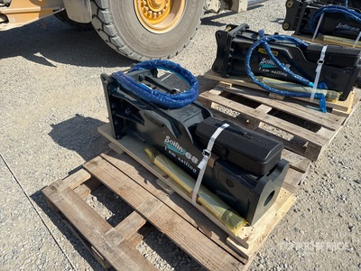 HEROE68 Hydraulic Breaker (Unused)