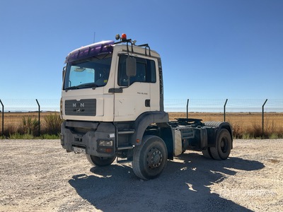 2004 MAN TG483A 4x4 S/A Sleeper Truck Tractor