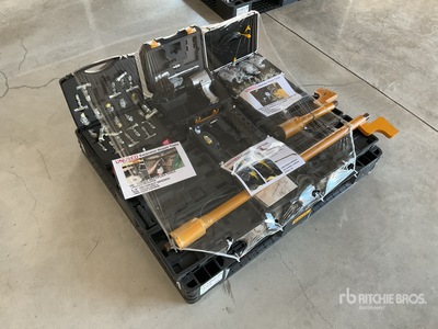 Quantity of (5) 2025 Lote de Herramientas de Reparacion de Pistones (Sin Usar) / Excavator Repair Tools & Pressure Gauge Różne (Unused)