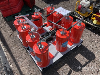 Quantity of (10) 2025 Lote de 10 Bombas de Grasa (Sin Usar) / Grease Pumps Różne (Unused)