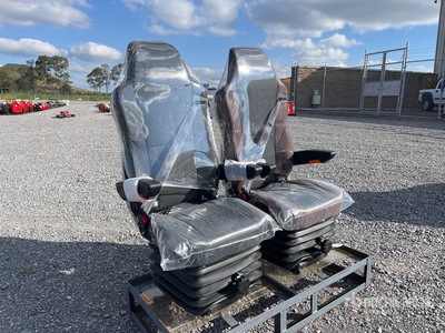 Quantity of (2) 2025 A91 Lote de Asientos para Operador (Sin Usar) / Operator Seats (Unused)