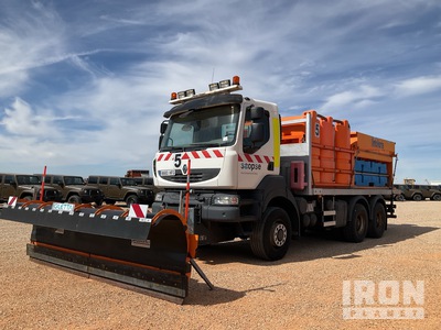 2011 Renault Kerax Snow Plow Truck