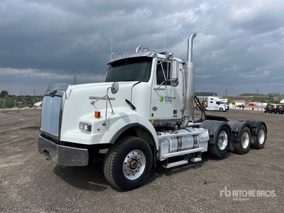 2018 Western Star 4900SA 8x4 トラックトラクター（Tri/A）