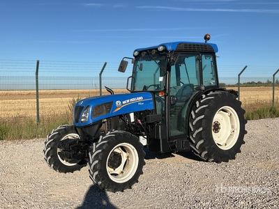2014 New Holland T4.95F Tracteur agricole 4 roues motrices