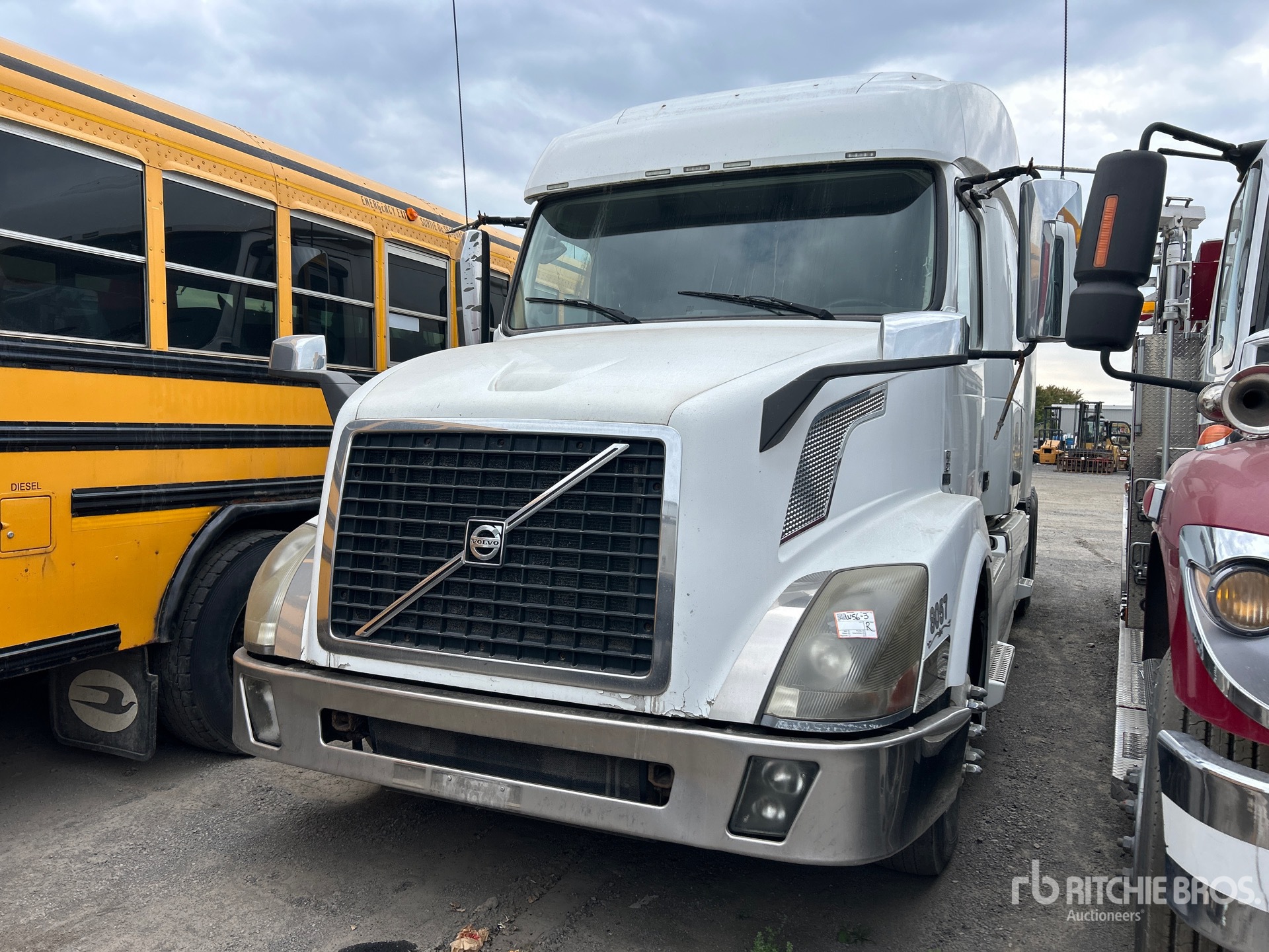 2016 Volvo VNL 6x4 T/A Sleeper Truck Tractor