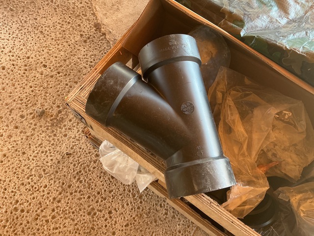 (10) 4" Drainage Pipe Tee-Y's (10) 4" Drainage Pipe Tee-Y's