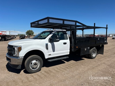 2018 Ford F-350 XL 4x4 平台トラック
