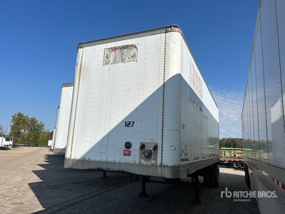 2002 Manac 28 ft x 102 in S/A Van Trailer