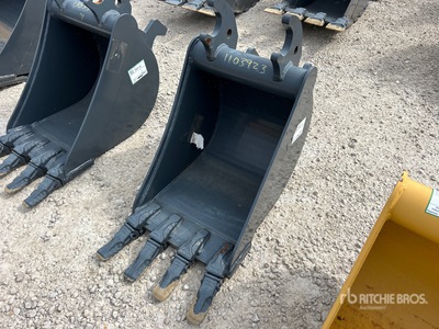 Brandt 1103923 18 in 3.5 cyd Digging Brandt 1103923 18 in 3.5 cyd Digging Excavator Bucket - Fits John Deere 50G Cazo para excavadora