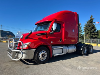 2021 Freightliner Cascadia 126 6x4 Ciągnik siodłowy T/A z kabiną sypialną