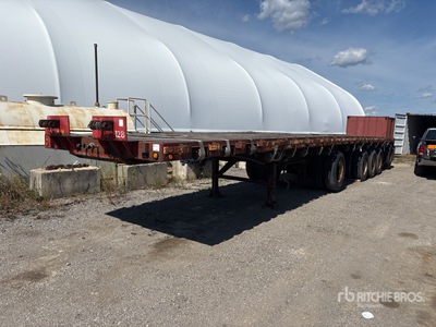 1990 48 ft 5/Axle Remorque à plateau