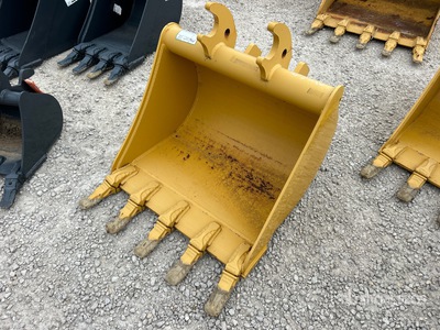 30 in 6.5 cyd Digging Bucket - Fits John Deere 50G Excavator Bucket