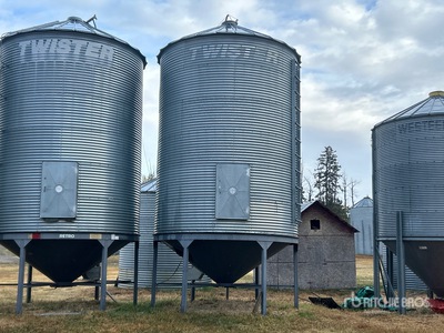 Twister 6 Ring Hopper Man hole Grain Bin