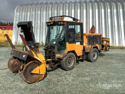 2009 Trackless MT6 市営トラクター