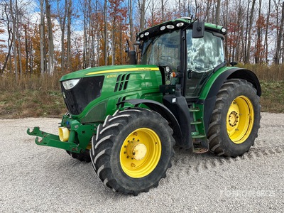 2013 John Deere 6210R 4WD Tractor Agrícola