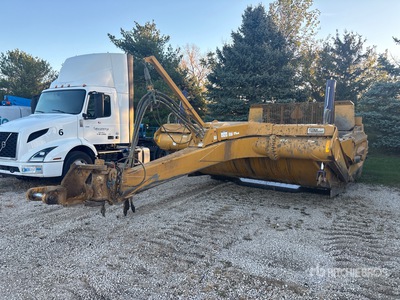 2018 K-TEC 1228 4 Tire Hydraulic Racleuse