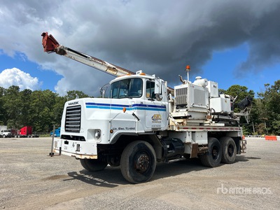 ALTEC HDH on 1999 Mack DMM6906S 6x6 Drill Truck