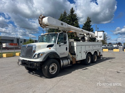 Altec AM55E 56 ft on 2013 International 7000 6x4 バケツトラック