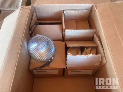 (5) 10944452 Head Lights