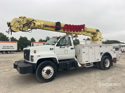 Altec D947 BR on 2002 Chevrolet C7500 4x2 Camion pelle