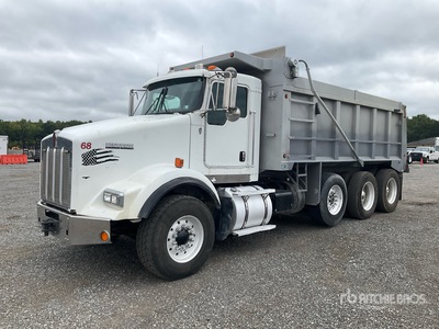 2006 Kenworth T800 8x4 Tri/A Dump Truck
