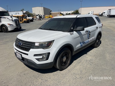 2017 Ford Explorer 4WD  سيارة رياضية متعددة الاستخدامات