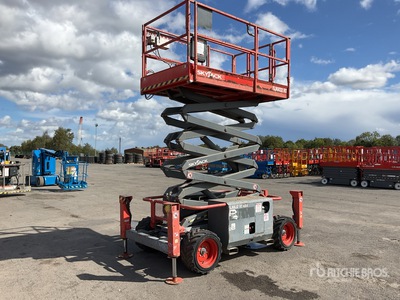 2015 Skyjack SJ6832RT 4x4 Diesel Schaarlift